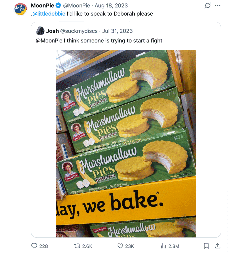 A screen shot of Moon Pie's humorous Twitter Post after Little Debbie posted a photo of their "Banana Marshmallow Pies" 